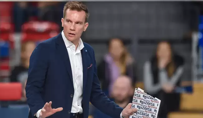 Avrupa’nın en büyüğünde başantrenör ile yollar ayrıldı