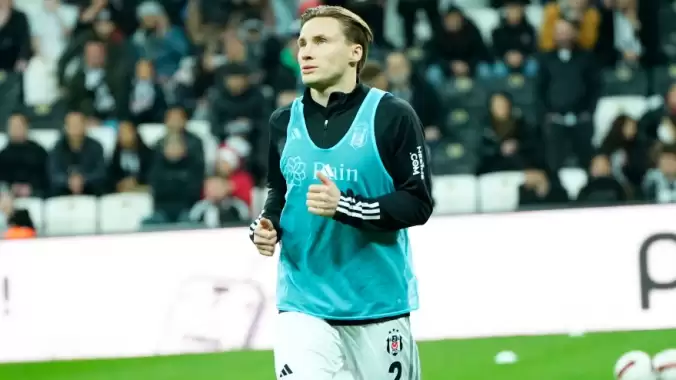 Beşiktaş’ta Jonas Svensson, ilk kez 11’de forma giydi