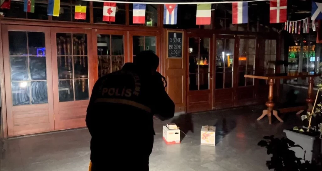 Bursa’da eğlence mekanında güvenlik görevlisine silahlı saldırı