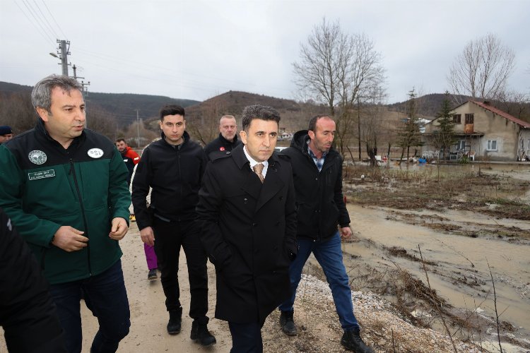 Bilecik Valisi Aygöl’den su baskınının yaşandığı Kurtköy’de inceleme