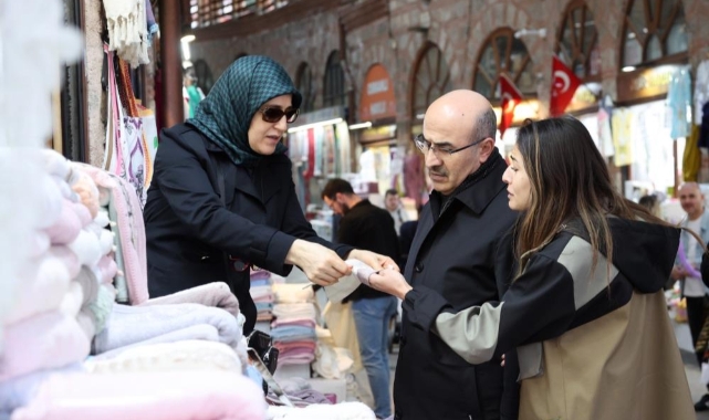 Bursa Valisi Demirtaş ailecek alışverişte