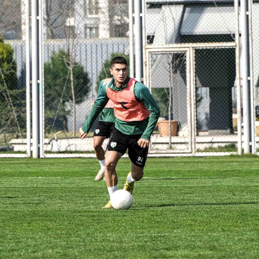 Bursaspor, Bucaspor 1928 maçı hazırlıklarına devam ediyor