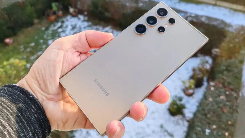 Ekran sorunu tarih oluyor! Galaxy S24 güncellemesi yayınlandı