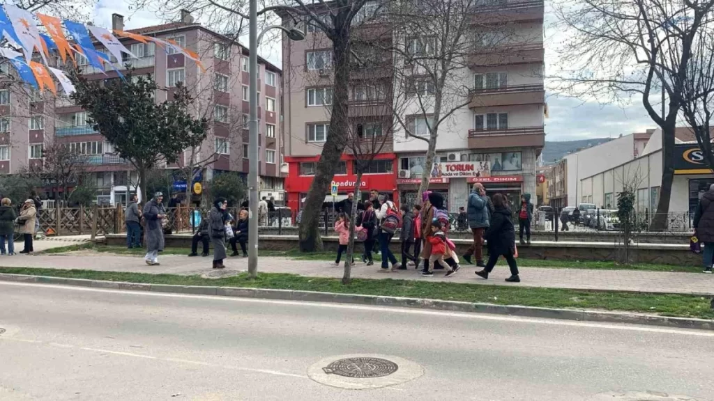 Gemlik’te 4.1 Büyüklüğünde Deprem Meydana Geldi