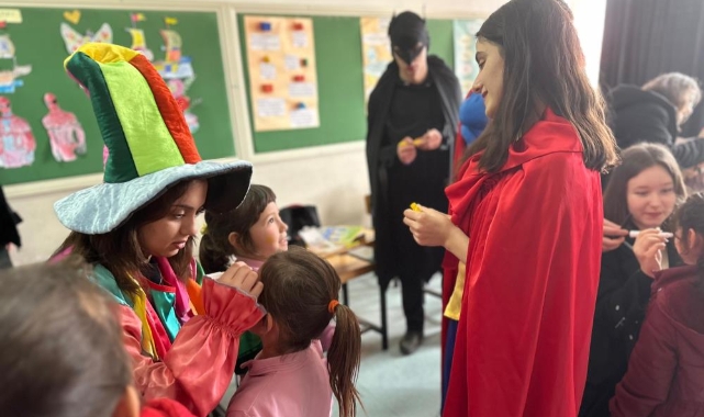 “Kardeşim üşümesin” projesinde, 10 yılda 10 bin öğrenciyi ısıttılar