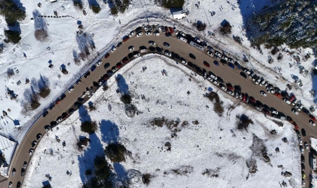 Uludağ’da adım atacak yer kalmadı