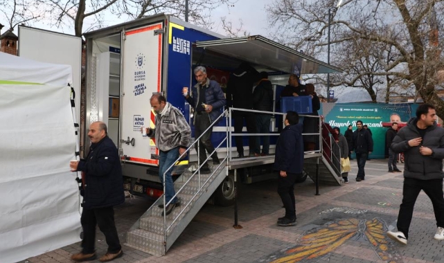 Büyükşehir Belediyesi ‘İftara 5 Kala Yanınızda’