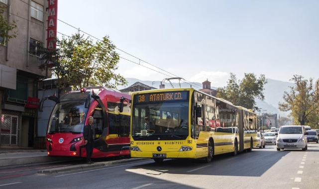 Büyükşehir’den 8 Mart Dünya Kadınlar Günü jesti