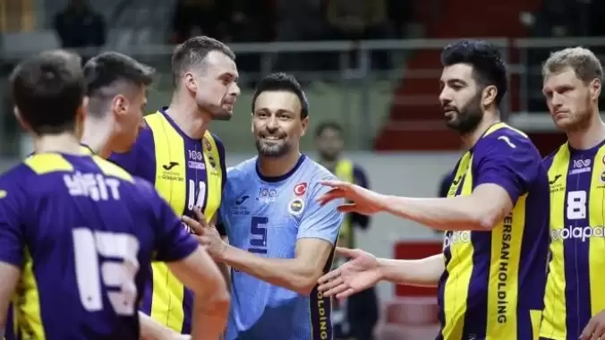 Fenerbahçe, evinde Halkbank’ı devirdi