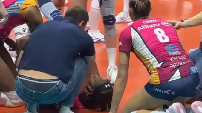 Fenerbahçe’yi eledi, sevinirken sahada bayıldı!