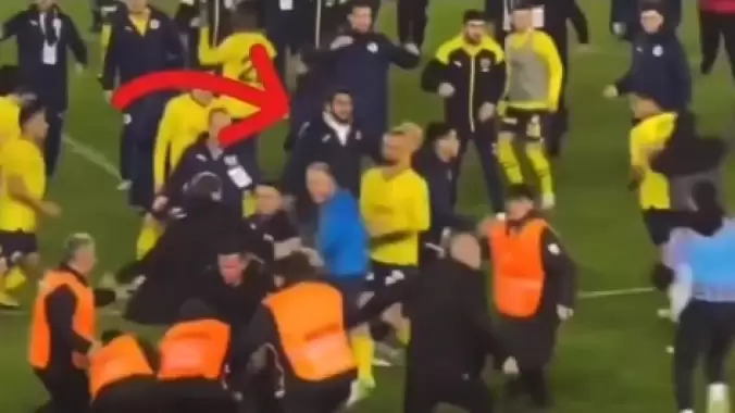 İrfan Can Eğribayat’tan Egemen Korkmaz’a gönderme!