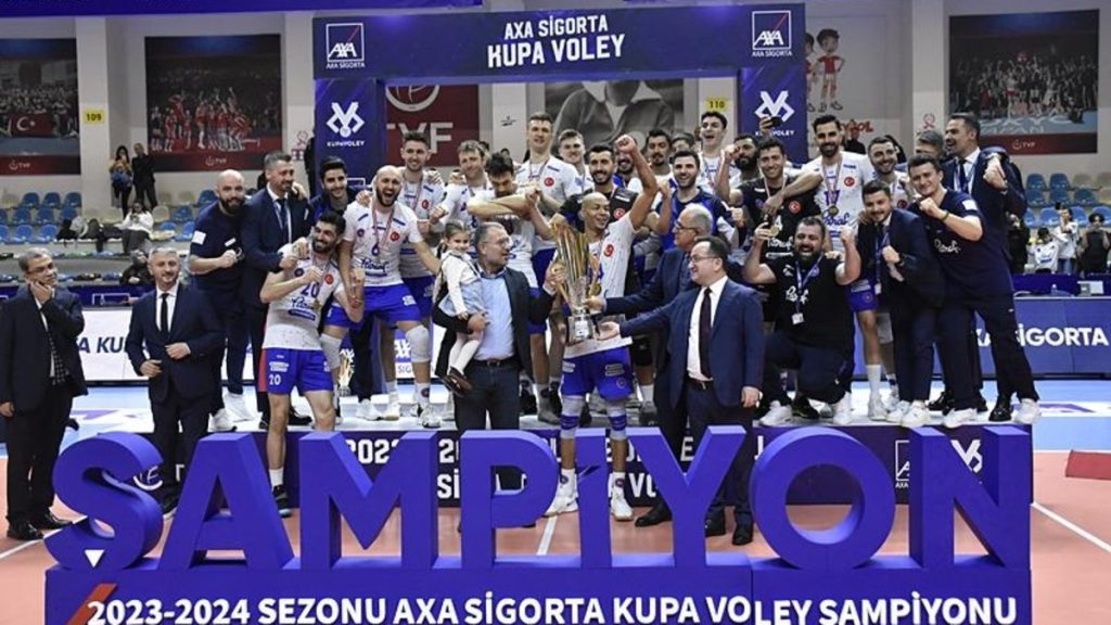 Kupa Halkbank’ın