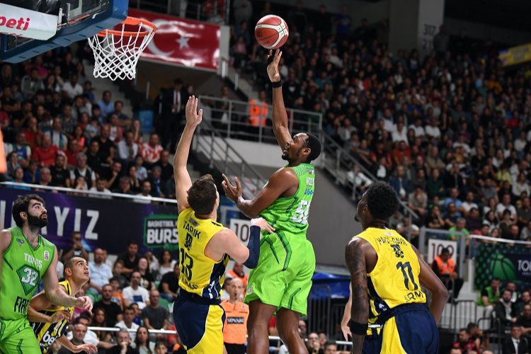 TOFAŞ lige Fenerbahçe Beko deplasmanıyla dönüyor