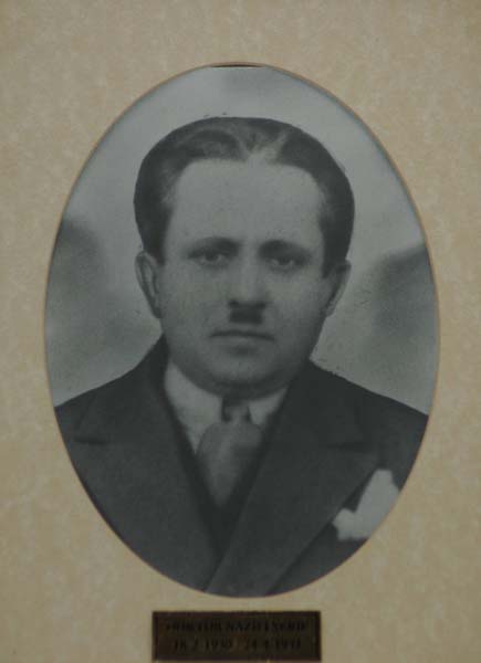 Dokdor Nazifi Şerif