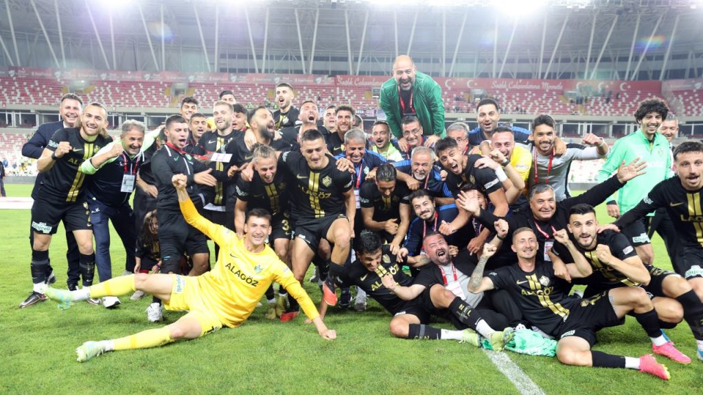  1. Lig’e yükselen son takım Iğdır FK 