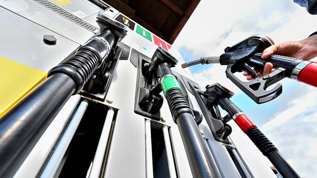 Benzin ve motorinin fiyat artış tarihi belli oldu