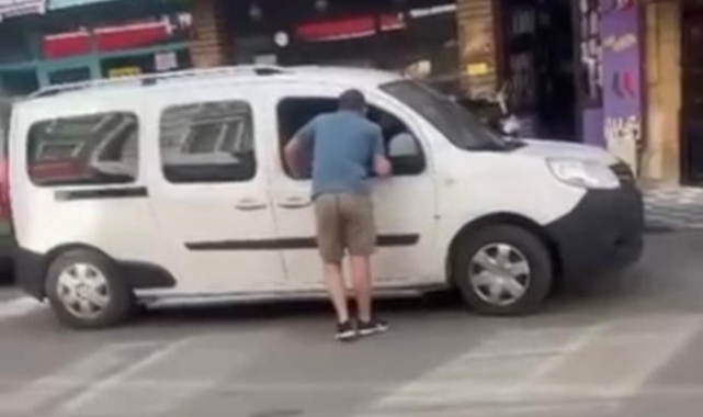 Kurbanlık danayı arka koltukta getirdi