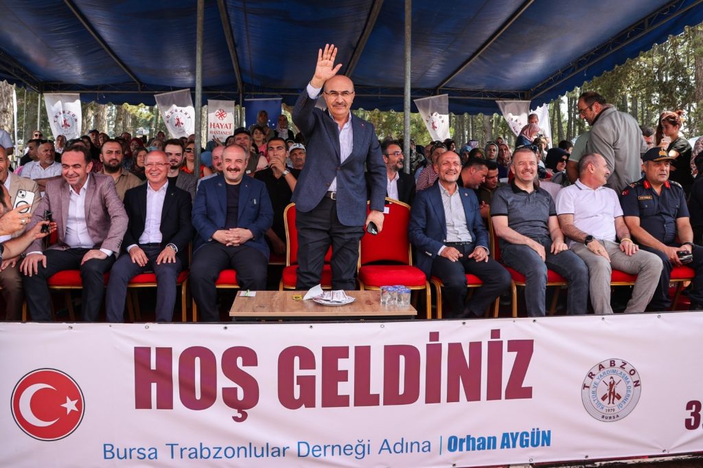 Vali Demirtaş, Kocayayla Kadırga Şenliği’ne katıldı