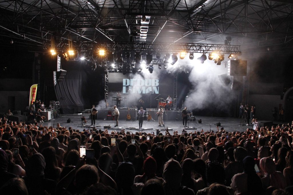 Festivalde Dedublüman rüzgarı