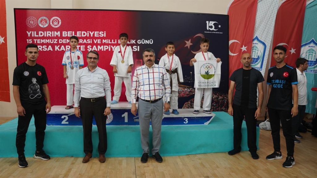 15 Temmuz Demokrasi ve Birlik Günü Bursa Karate Şampiyonası yapıldı