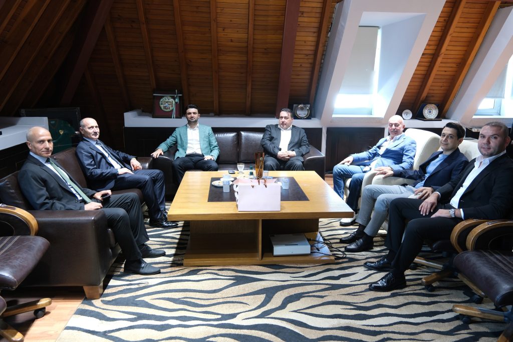 Bursa İl Emniyet Müdürü, Bursaspor’u ziyaret etti