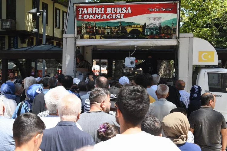 15 Temmuz şehitleri için lokma ikramı