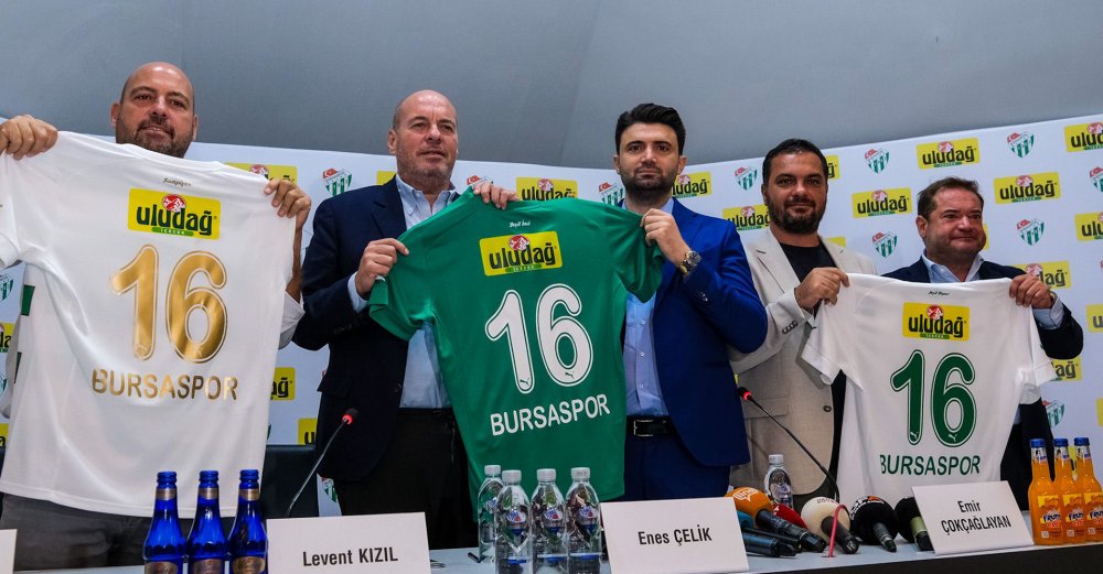 Bursaspor, Uludağ İçecek ile forma sırt sponsorluğu anlaşması yaptı