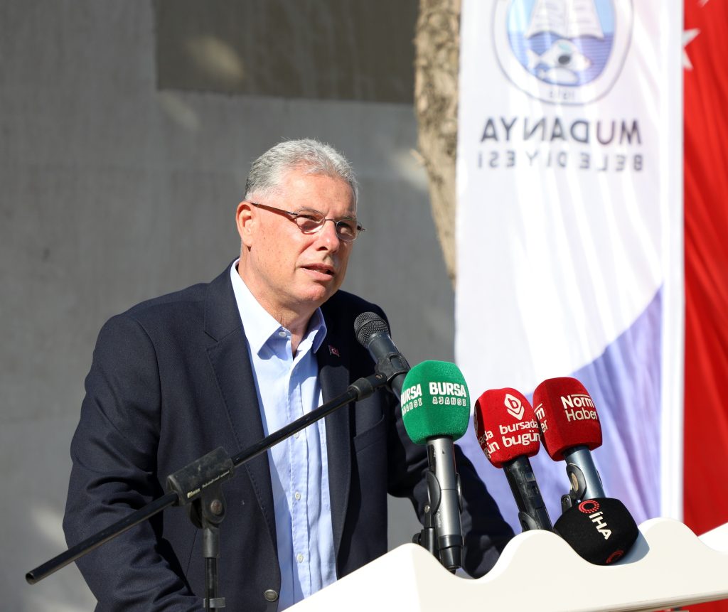 Mudanya kapalı pazar yerine kavuştu