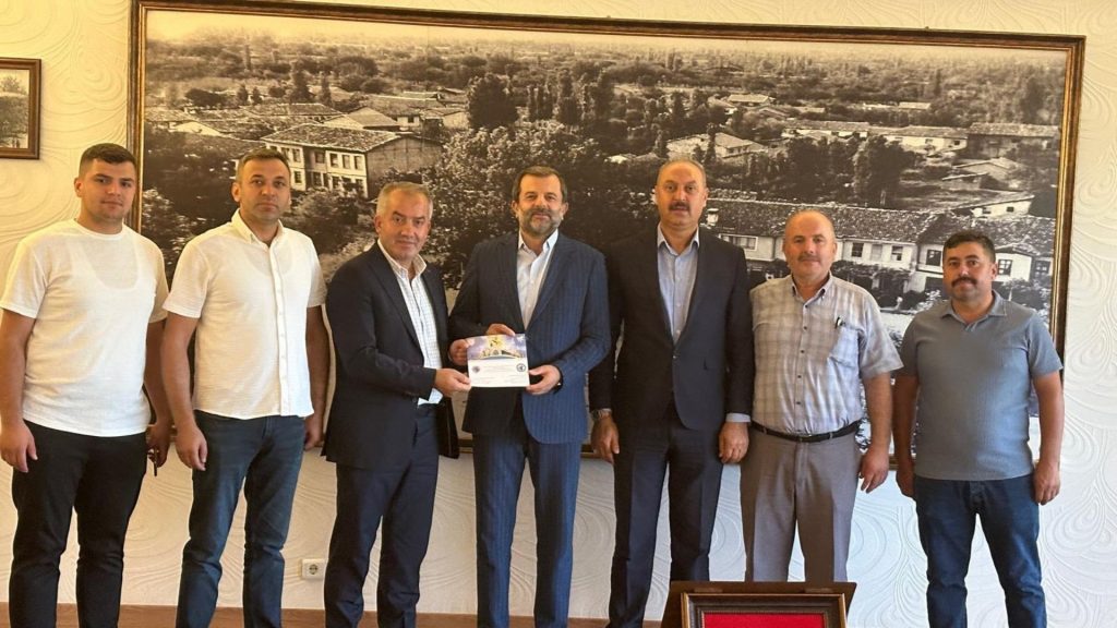SAMDEF derneğinden Gürsu Belediyesi’ne ziyaret