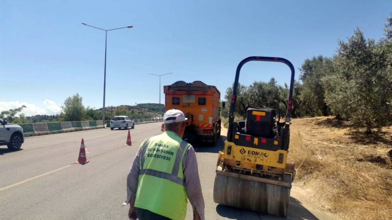 Mudanya Yolu’ndaki çatlaklara Büyükşehir’den müdahale