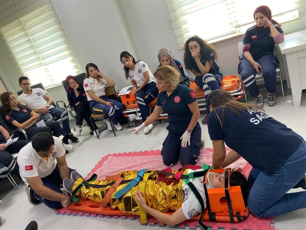 Travma İleri Yaşam Desteği eğitimi düzenlendi