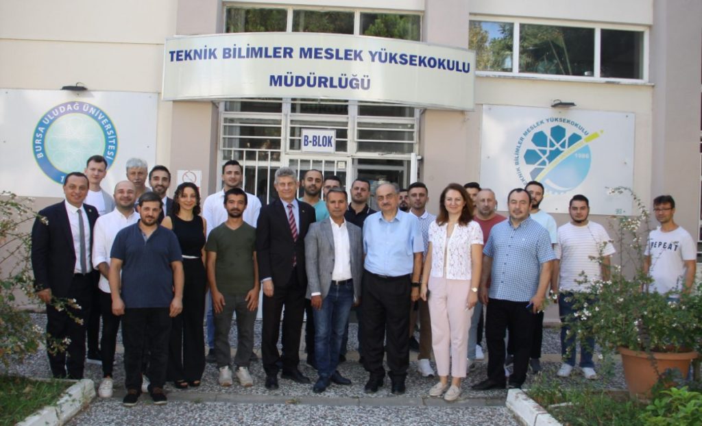 ‘Bakımcı Okulu’ eğitime girdi