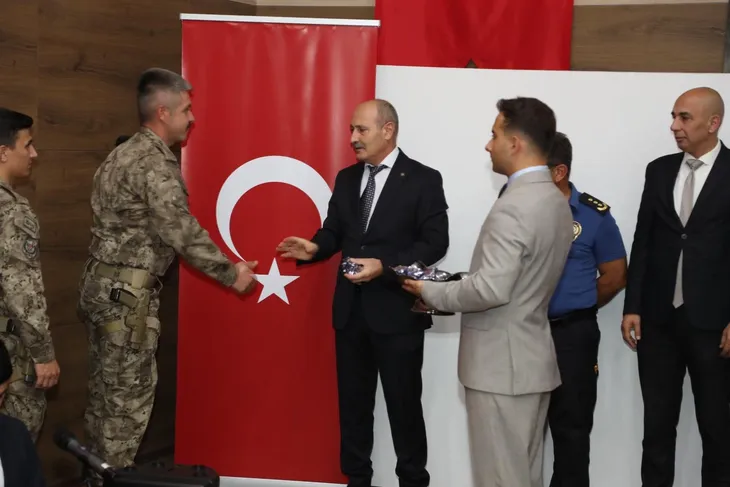 Bursa Emniyeti’nin personelleri ödüllendirildi