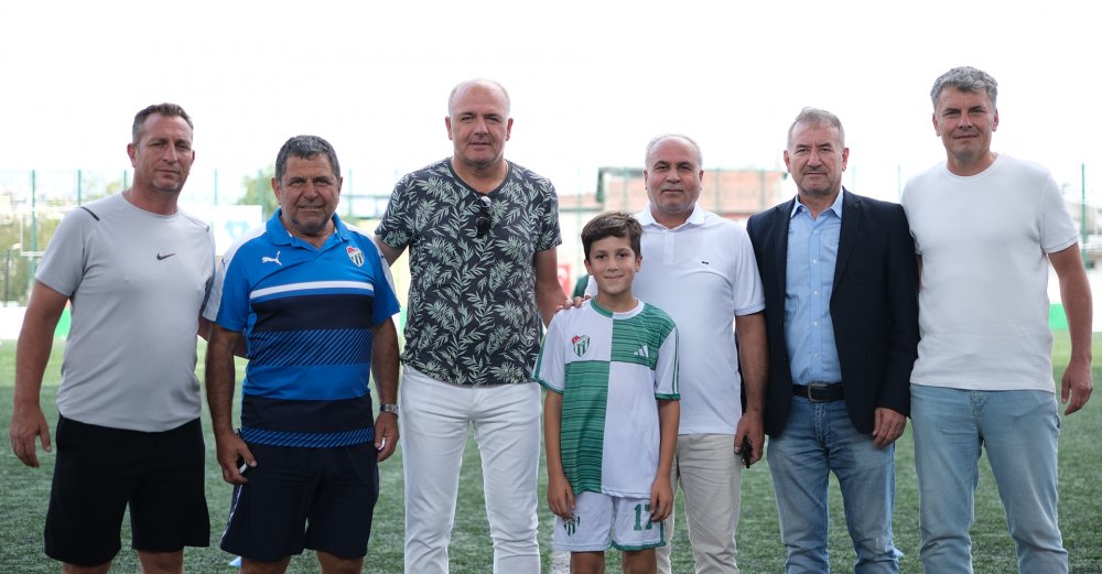Bursaspor, Kerem Erdoğan’ı futbol okullarına kazandırdı