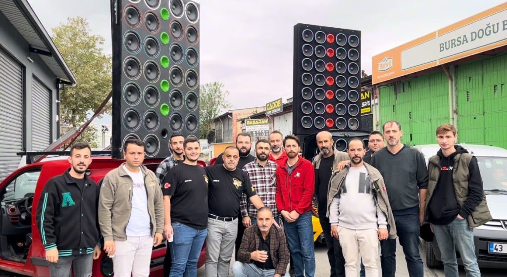 Bursa’da Modifiye Tutkunları bir araya geldi