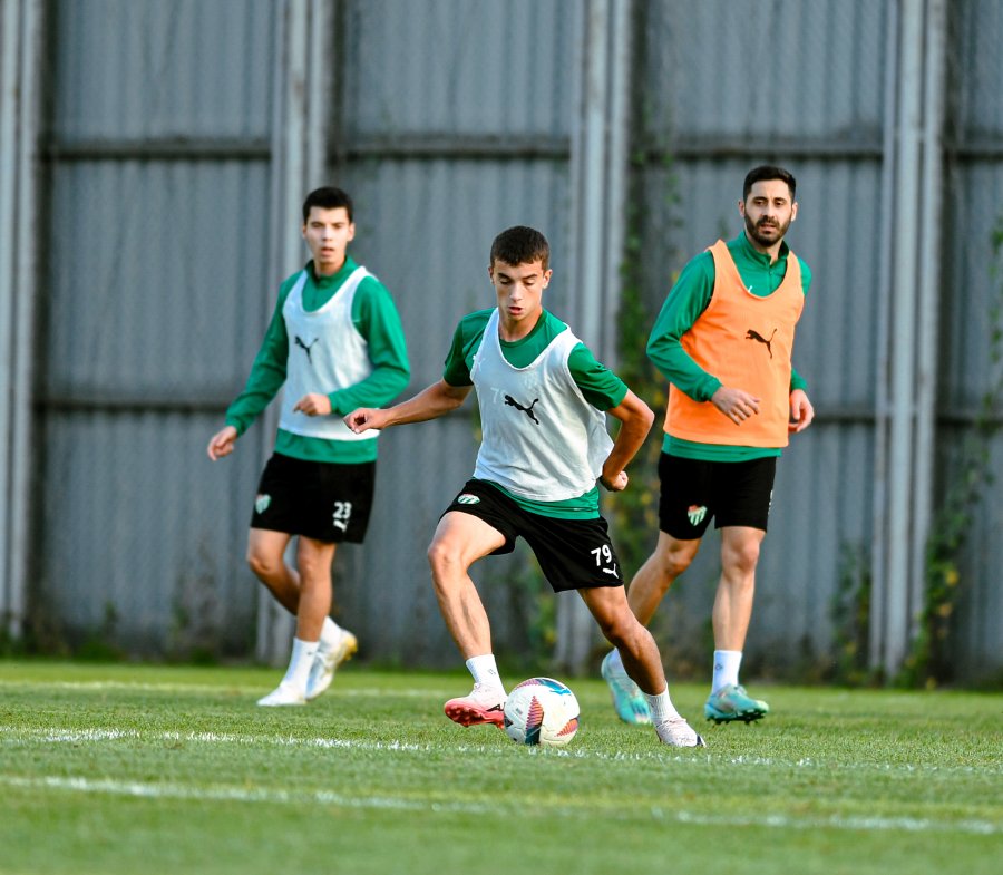 Bursaspor, Silifke Belediyespor maçı hazırlıklarına başladı