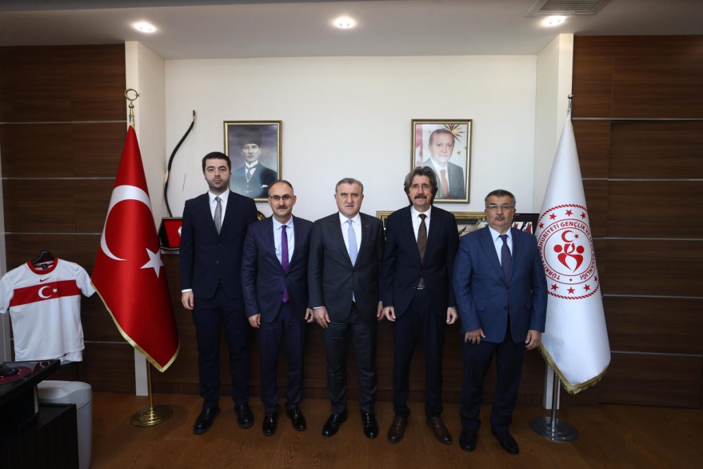 BUÜ yönetiminden Gençlik ve Spor Bakanı’na ziyaret