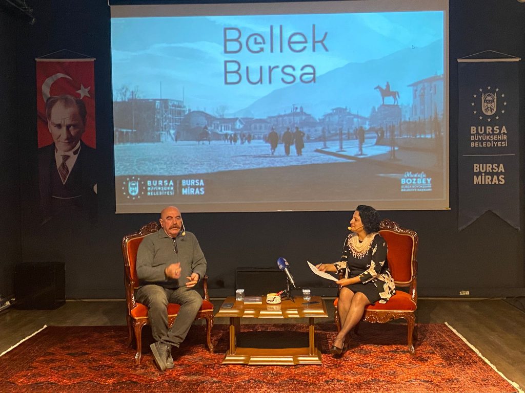 Bursa Bellek- Kent Söyleşileri’nin ilk konuğu Ezel Akay oldu