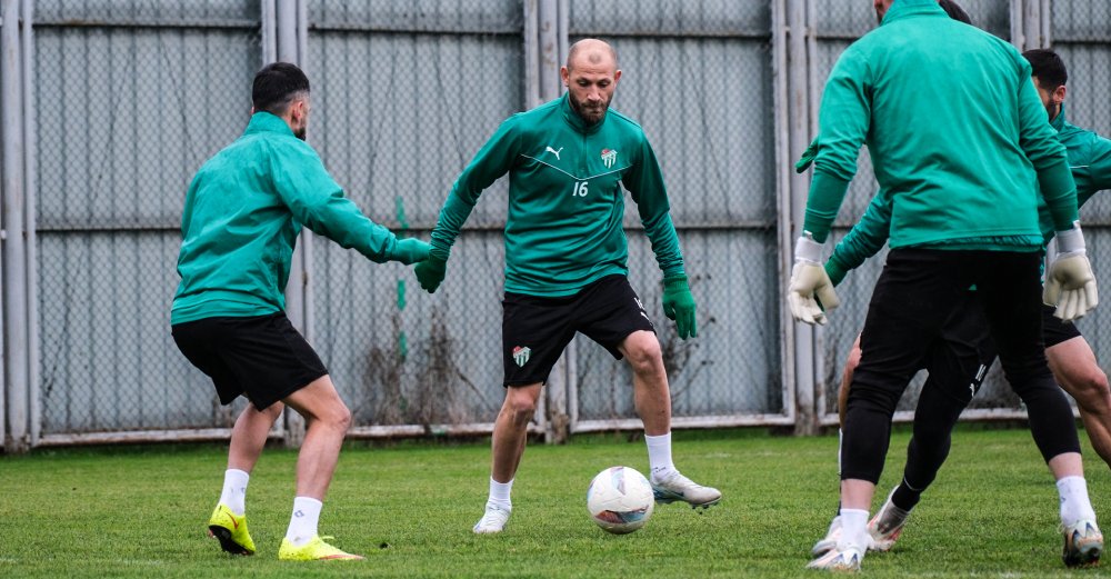Bursaspor’da Düzcespor maçı hazırlıkları başladı