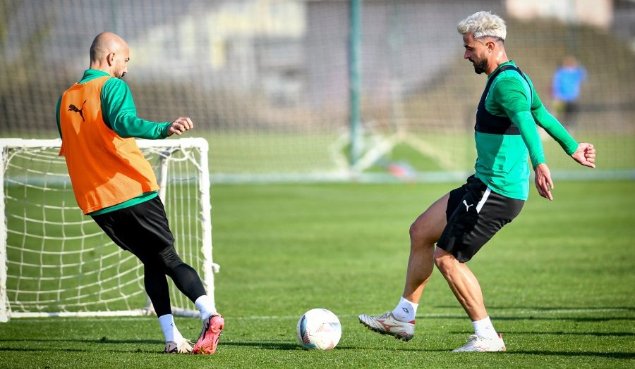 Bursaspor ilk idmanına çıktı