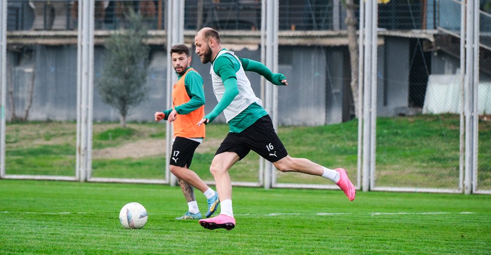 Bursaspor Tokat Belediye Plevne spor maçı hazırlıklarına başladı