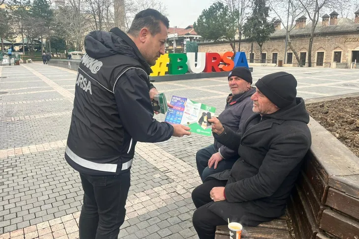 Narkotik ekipleri 5 günde 3 bin kişiye farkındalık kazandırdı