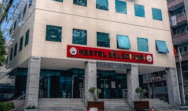 Kestel Belediyesi’nden öğrencilere destek