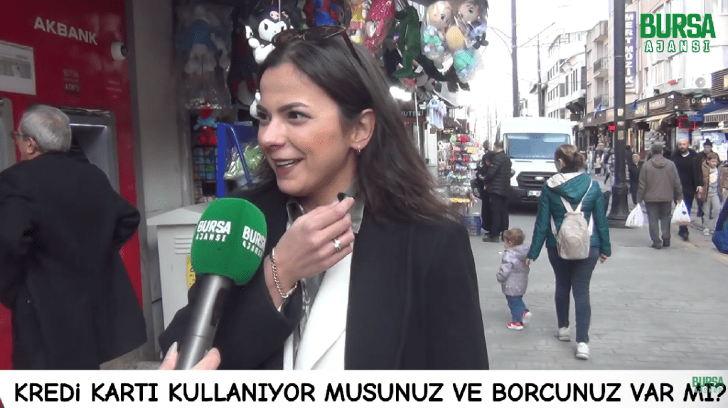 Kredi kartı kullanıyor musunuz ve borcunuz var mı?