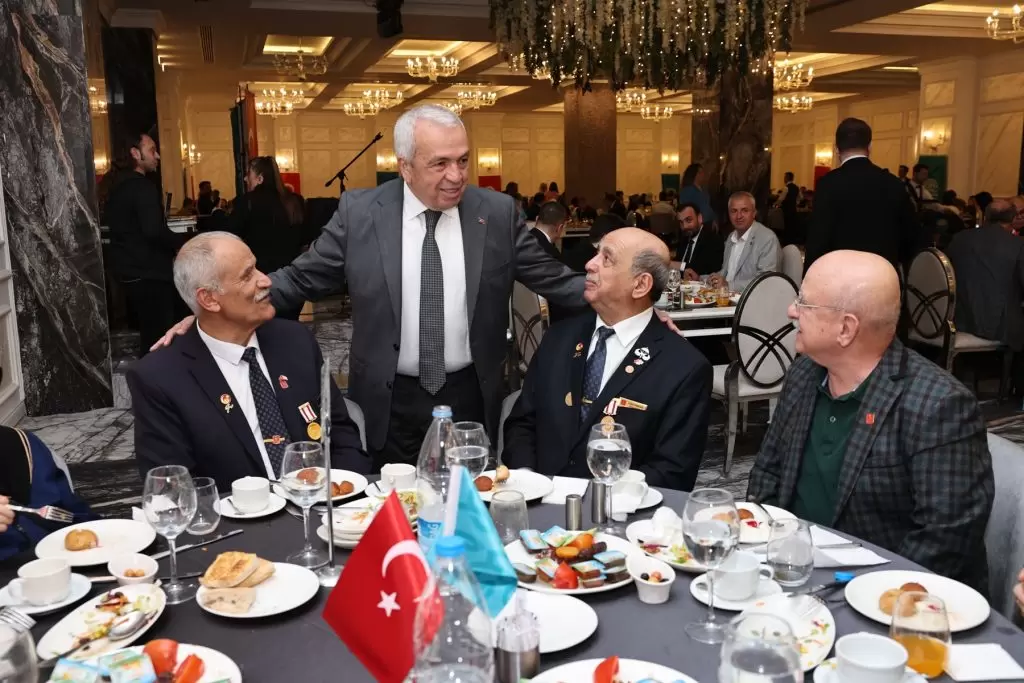 Nilüfer’de şehit ve gazi yakınlarına iftar yemeği