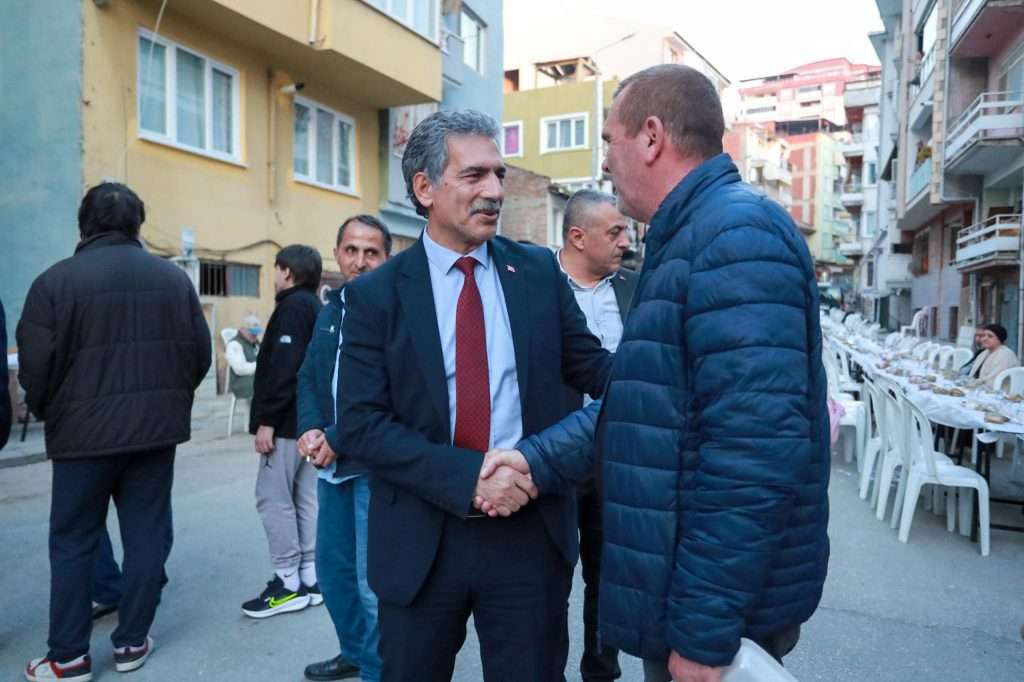 İftarlık pideler Gemlik Belediyesi’nden