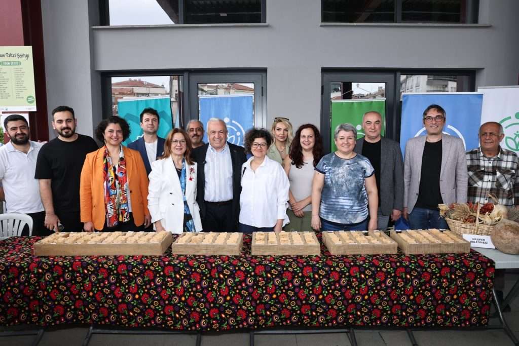 Nilüfer Tohum Takas Şenliği’nde yerel tohumlar paylaşıldı