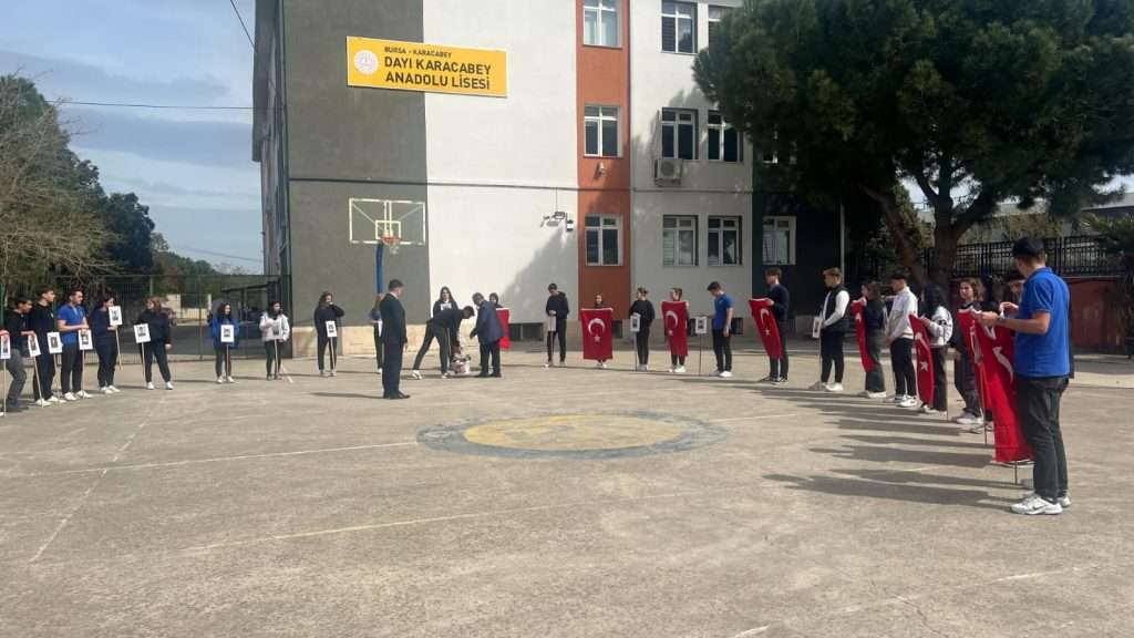Şehitlere farklı, farkındalıklı vefa