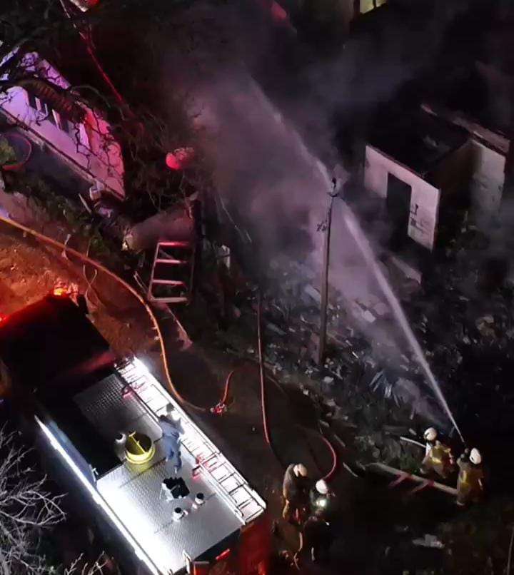 Mudanya’da köy barınaklarında korkutan yangın