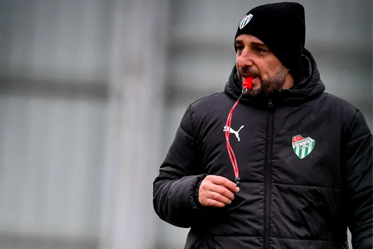 Bursaspor’da gözler Adem Çağlayan’a çevrildi